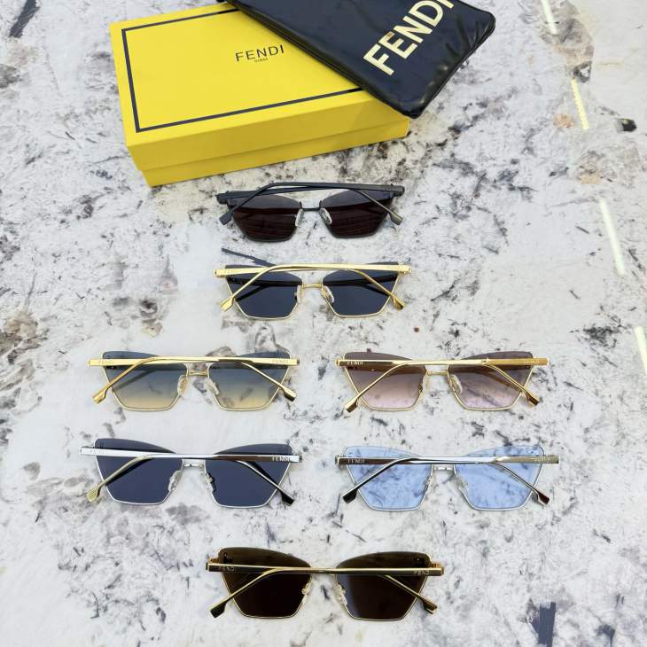 Picture of Fendi Sunglasses _SKUfw80238608fw
